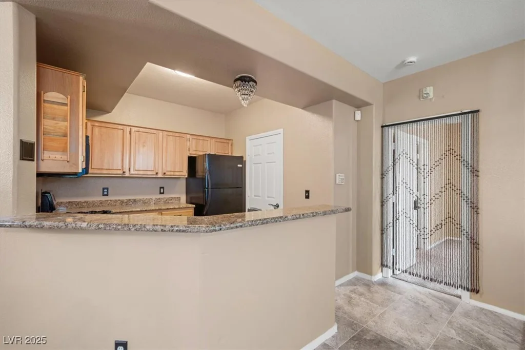 5855 Valley, North Las Vegas, NV 89031