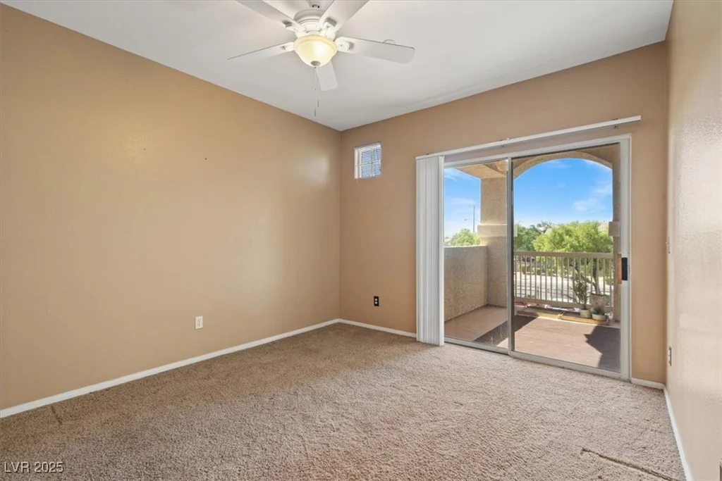 5855 Valley, North Las Vegas, NV 89031