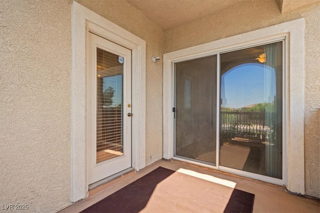 5855 Valley, North Las Vegas, NV 89031
