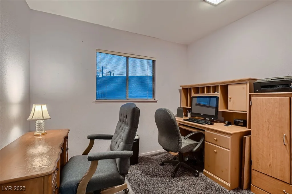 6213 Fairwood, Las Vegas, NV 89107