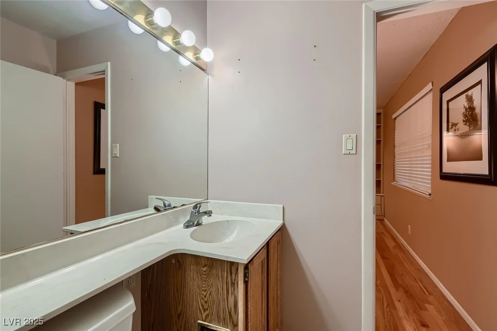 6213 Fairwood, Las Vegas, NV 89107
