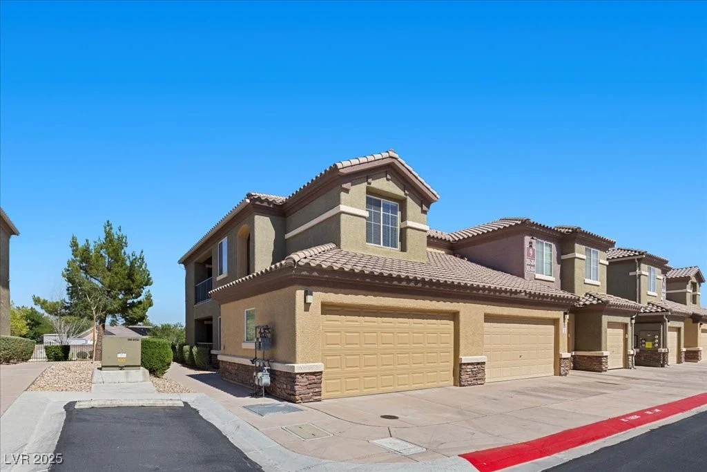 6868 Sky Pointe, Las Vegas, NV 89131