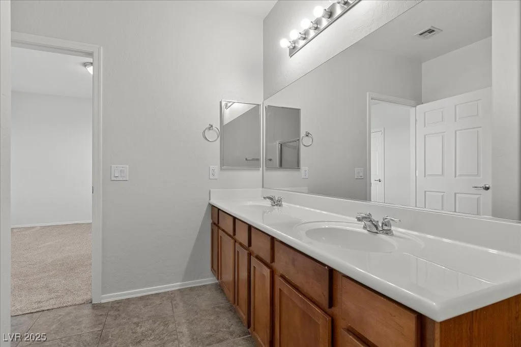 6868 Sky Pointe, Las Vegas, NV 89131