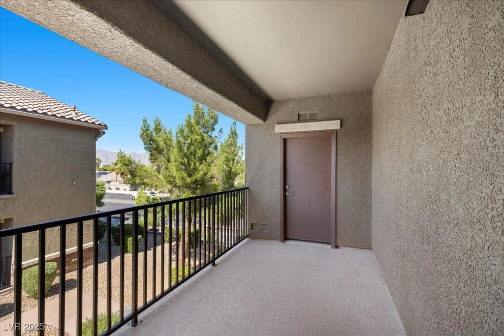 6868 Sky Pointe, Las Vegas, NV 89131