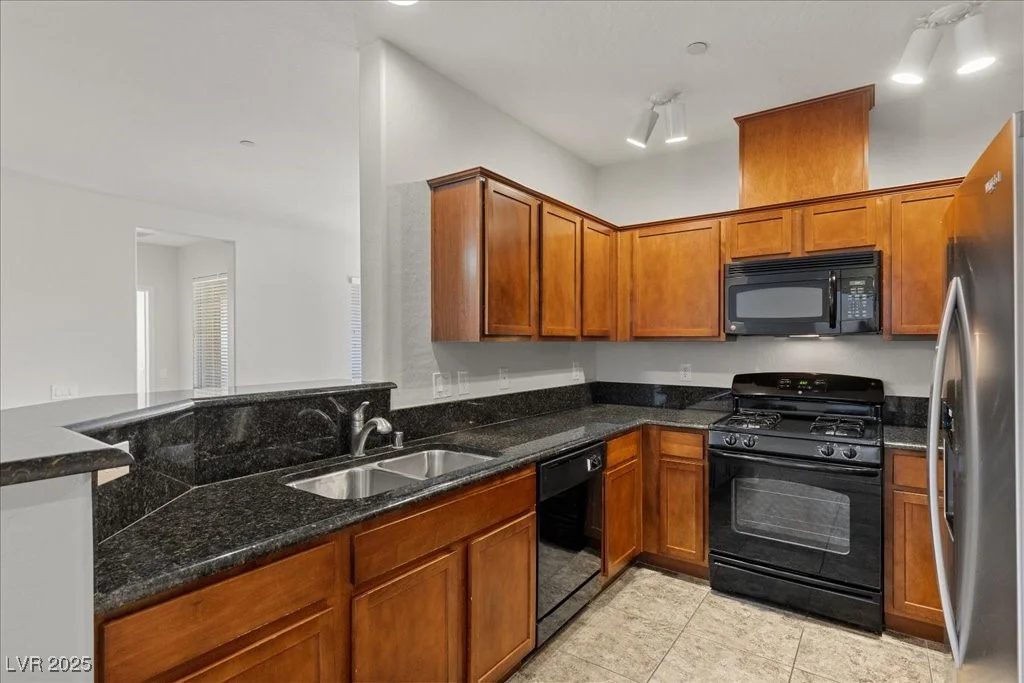 6868 Sky Pointe, Las Vegas, NV 89131