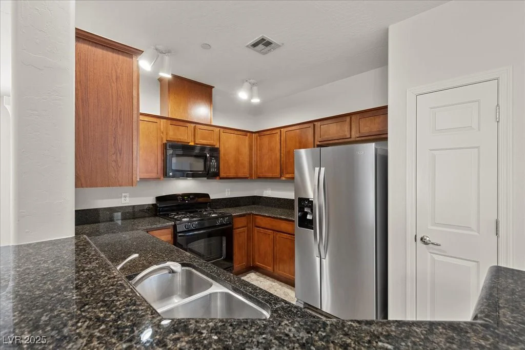 6868 Sky Pointe, Las Vegas, NV 89131