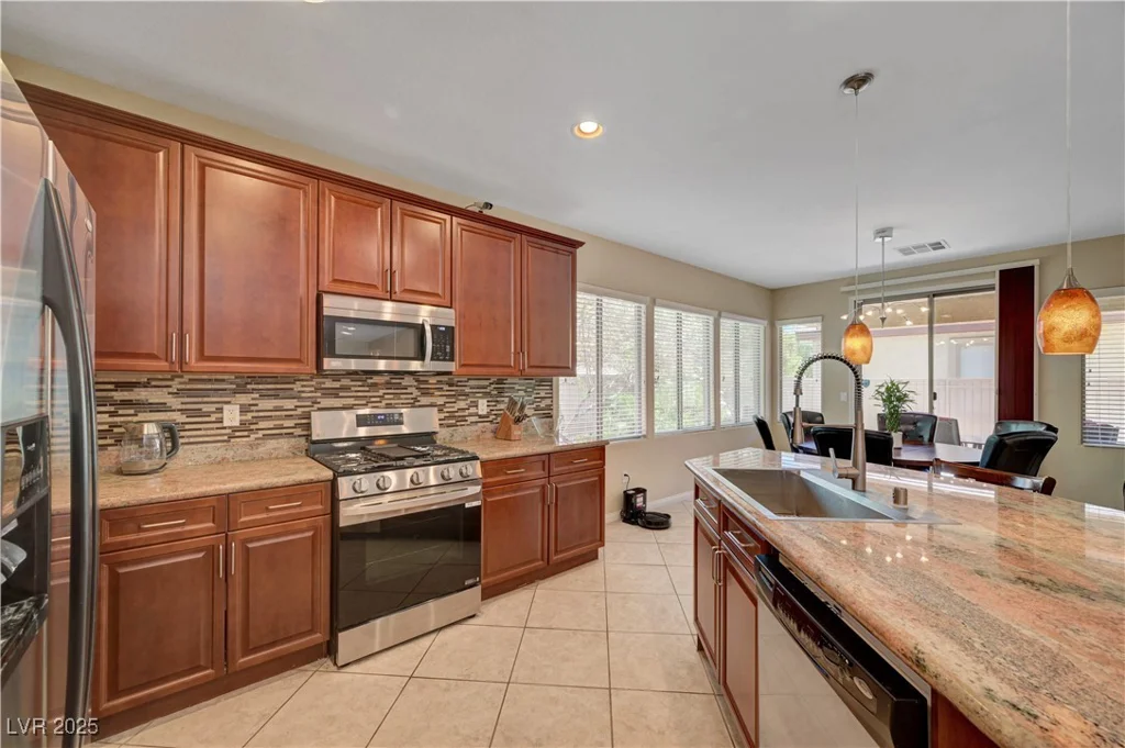 5916 Sorto Lago, North Las Vegas, NV 89081