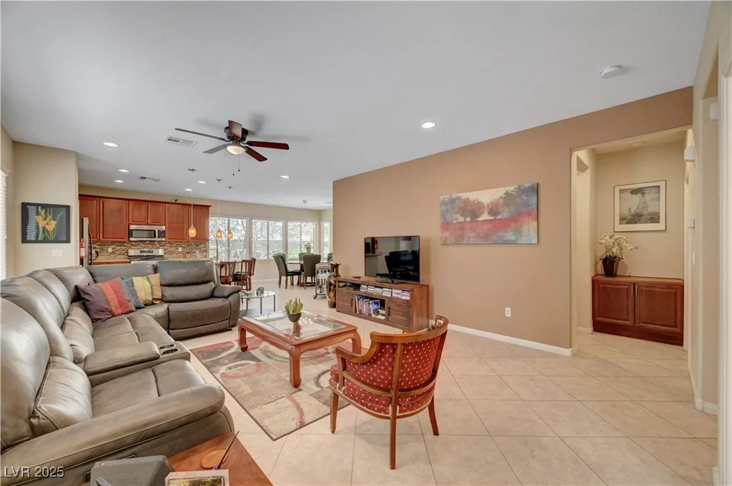 5916 Sorto Lago, North Las Vegas, NV 89081
