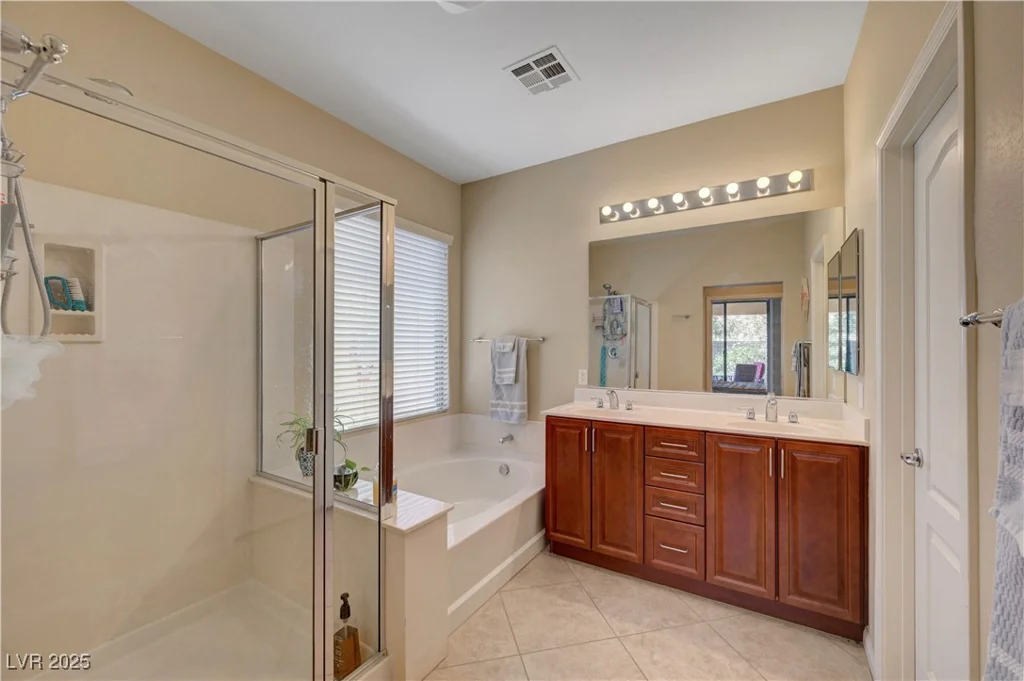 5916 Sorto Lago, North Las Vegas, NV 89081