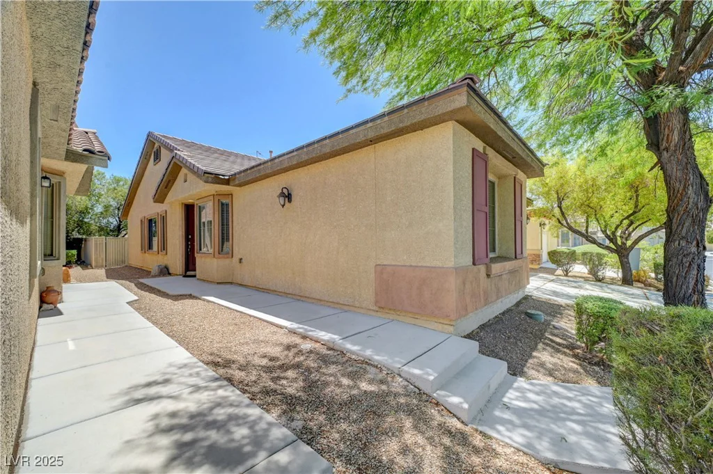 5916 Sorto Lago, North Las Vegas, NV 89081