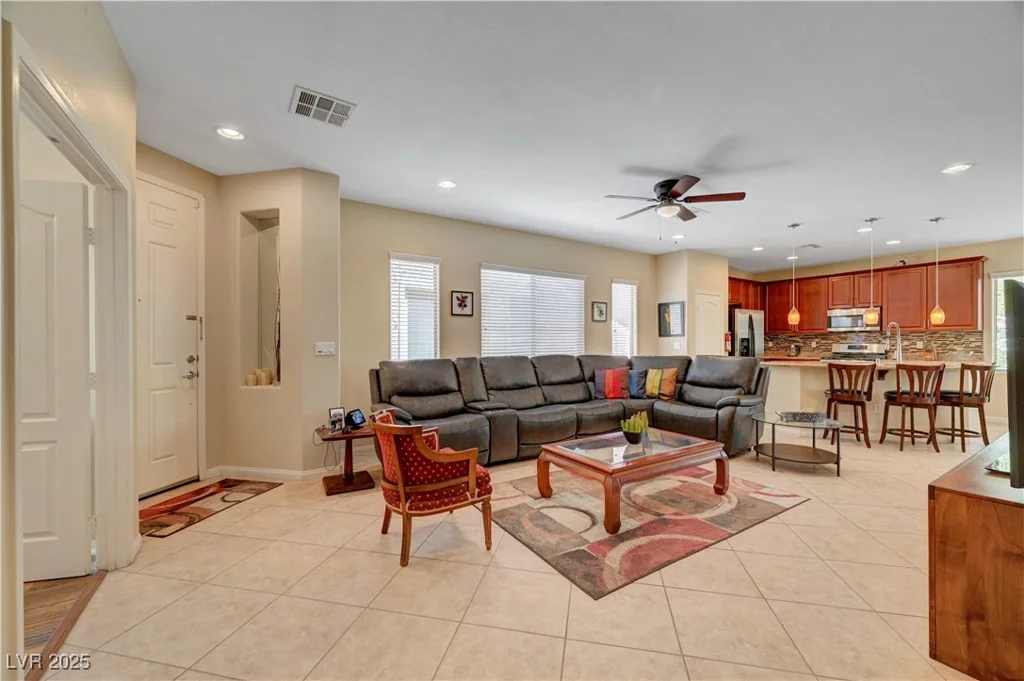 5916 Sorto Lago, North Las Vegas, NV 89081