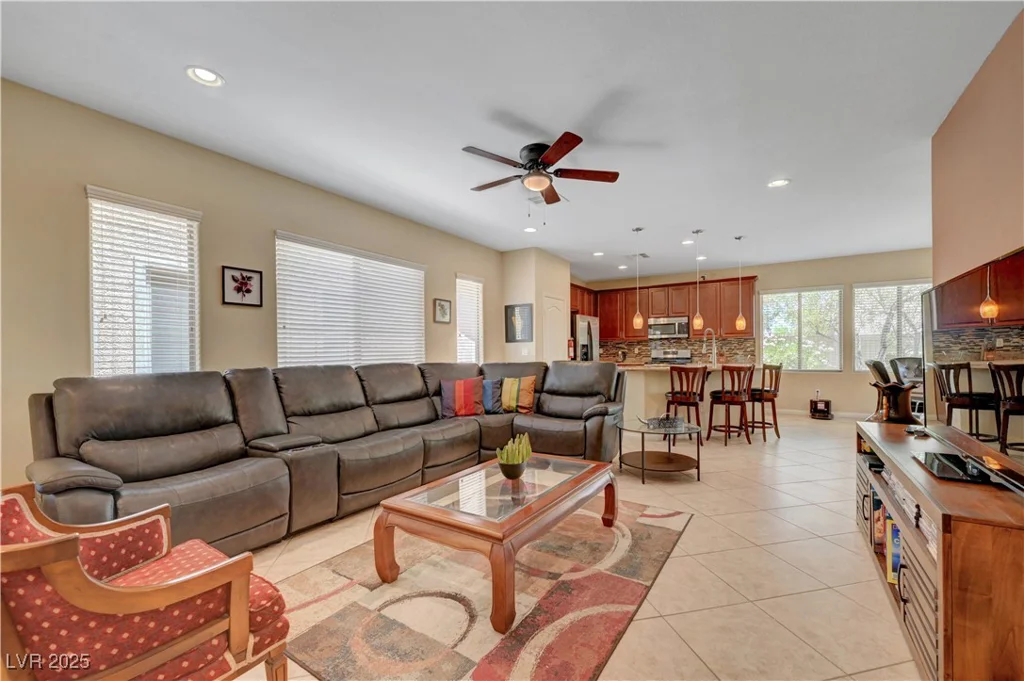 5916 Sorto Lago, North Las Vegas, NV 89081