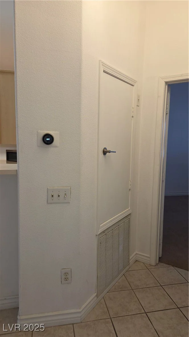 8725 Flamingo, Las Vegas, NV 89147