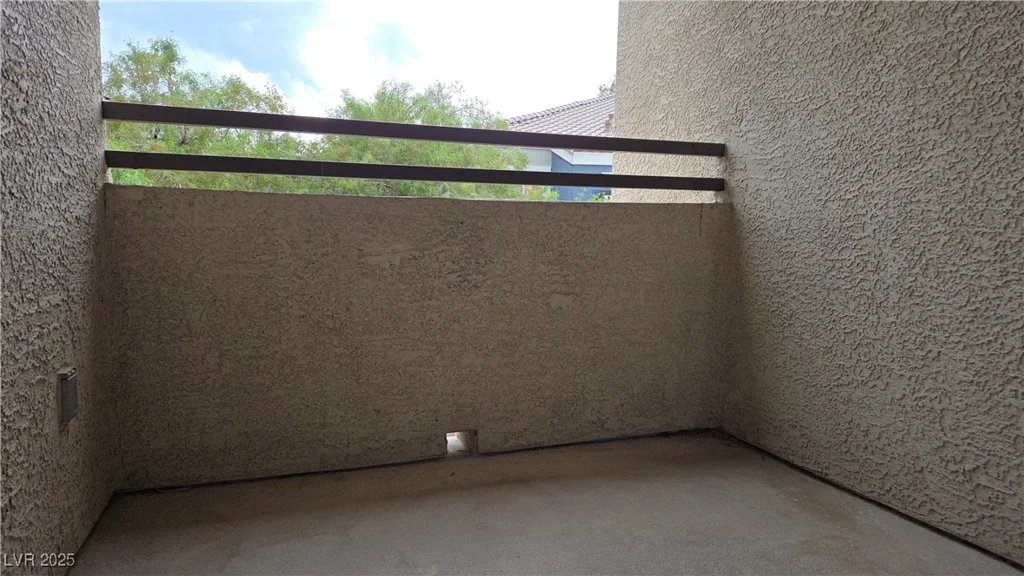 8725 Flamingo, Las Vegas, NV 89147