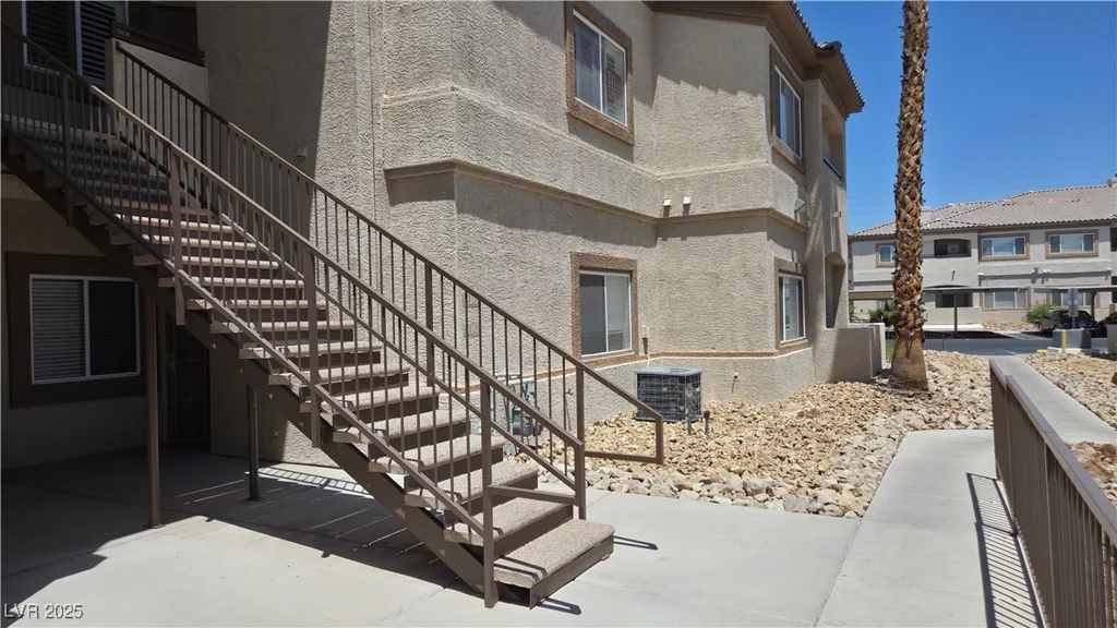 8725 Flamingo, Las Vegas, NV 89147