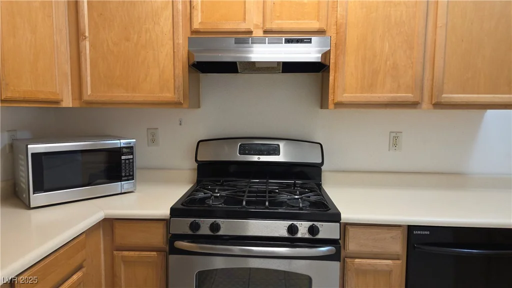 8725 Flamingo, Las Vegas, NV 89147