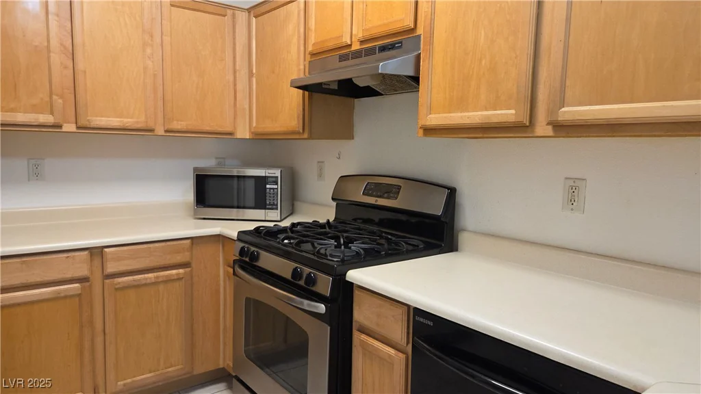 8725 Flamingo, Las Vegas, NV 89147