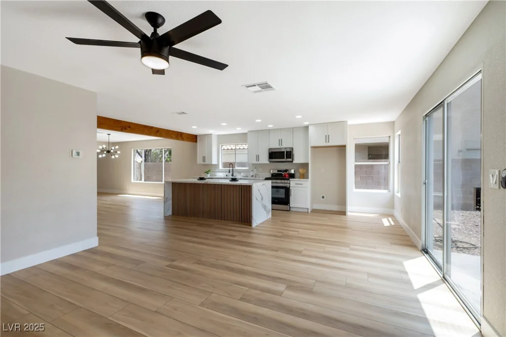 356 Gulfport, Las Vegas, NV 89145