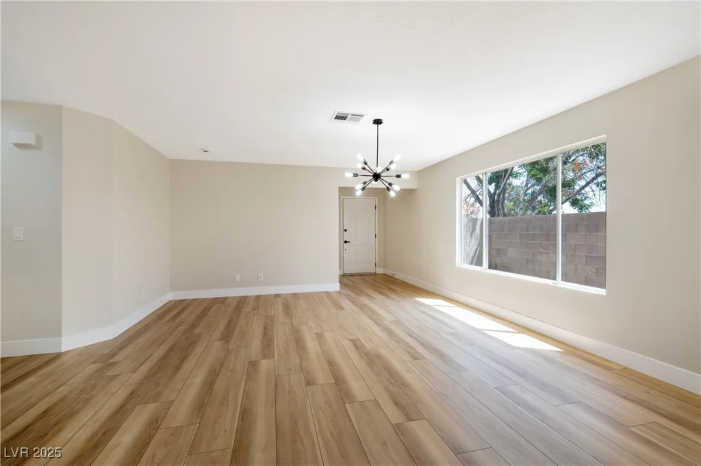 356 Gulfport, Las Vegas, NV 89145