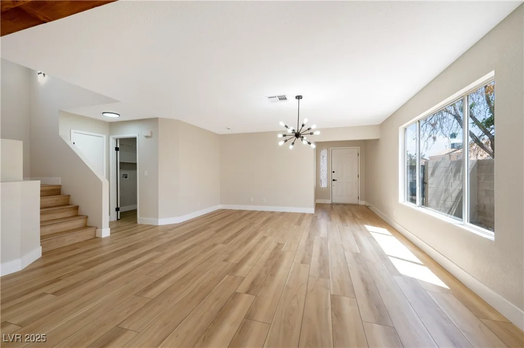 356 Gulfport, Las Vegas, NV 89145