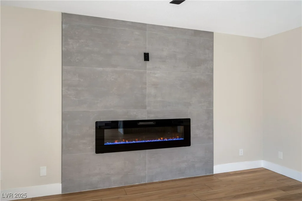 356 Gulfport, Las Vegas, NV 89145