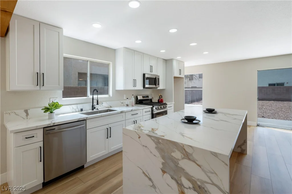 356 Gulfport, Las Vegas, NV 89145