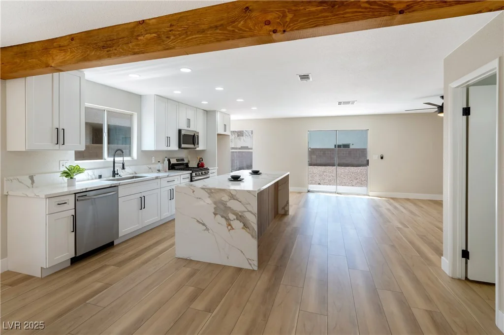 356 Gulfport, Las Vegas, NV 89145