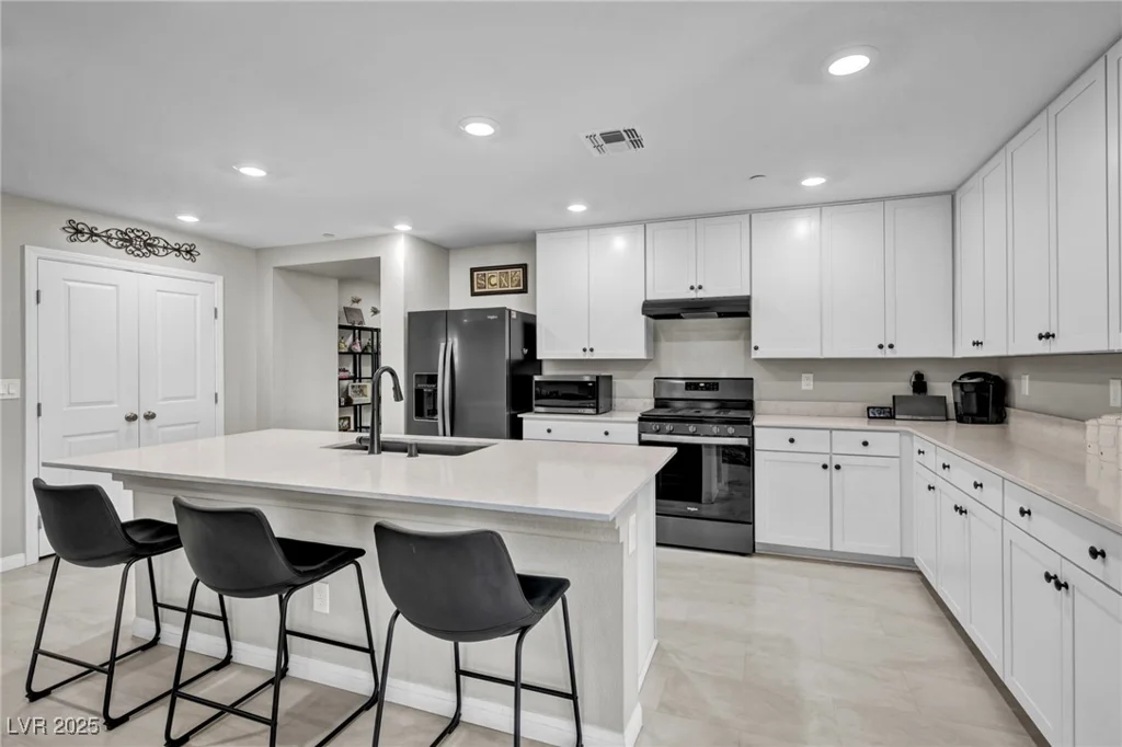 8346 Vinamala, Las Vegas, NV 89149