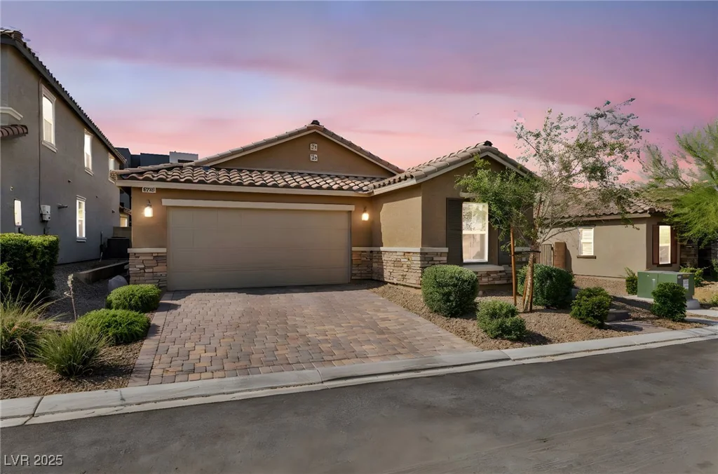 8346 Vinamala, Las Vegas, NV 89149