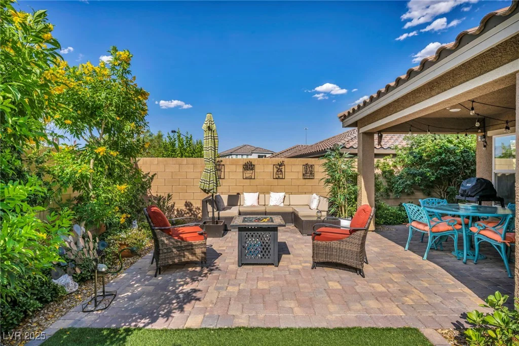 8346 Vinamala, Las Vegas, NV 89149