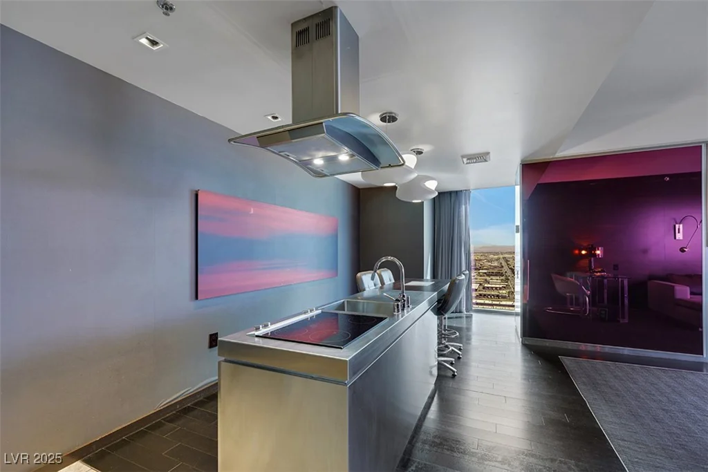 4381 Flamingo, Las Vegas, NV 89103