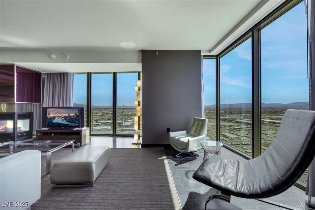 4381 Flamingo, Las Vegas, NV 89103