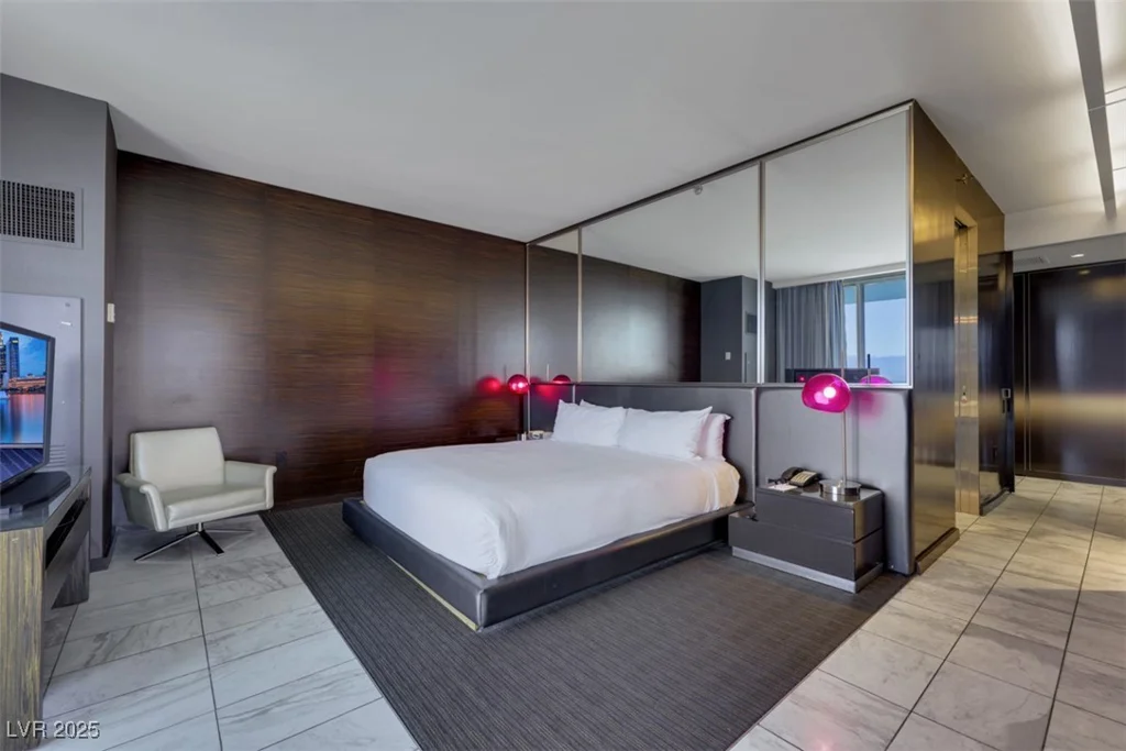 4381 Flamingo, Las Vegas, NV 89103