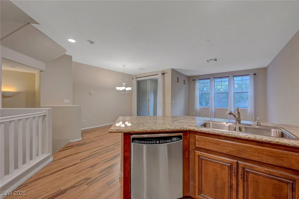 7856 Carysford, Las Vegas, NV 89178
