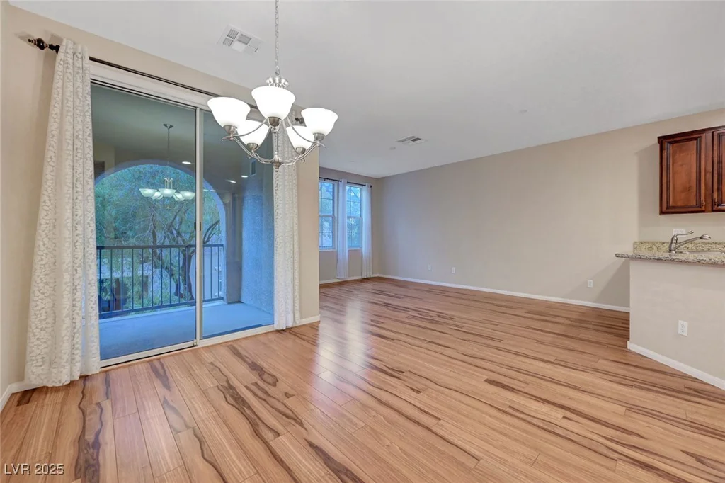 7856 Carysford, Las Vegas, NV 89178