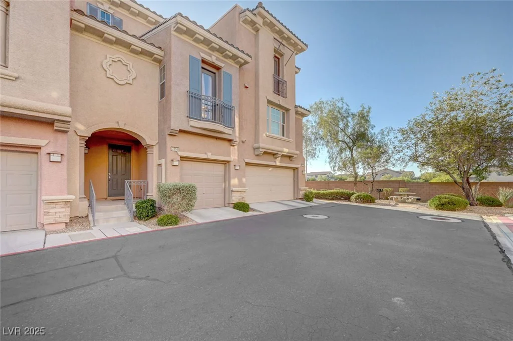 7856 Carysford, Las Vegas, NV 89178