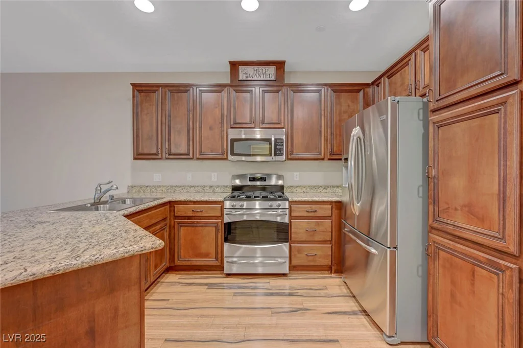 7856 Carysford, Las Vegas, NV 89178