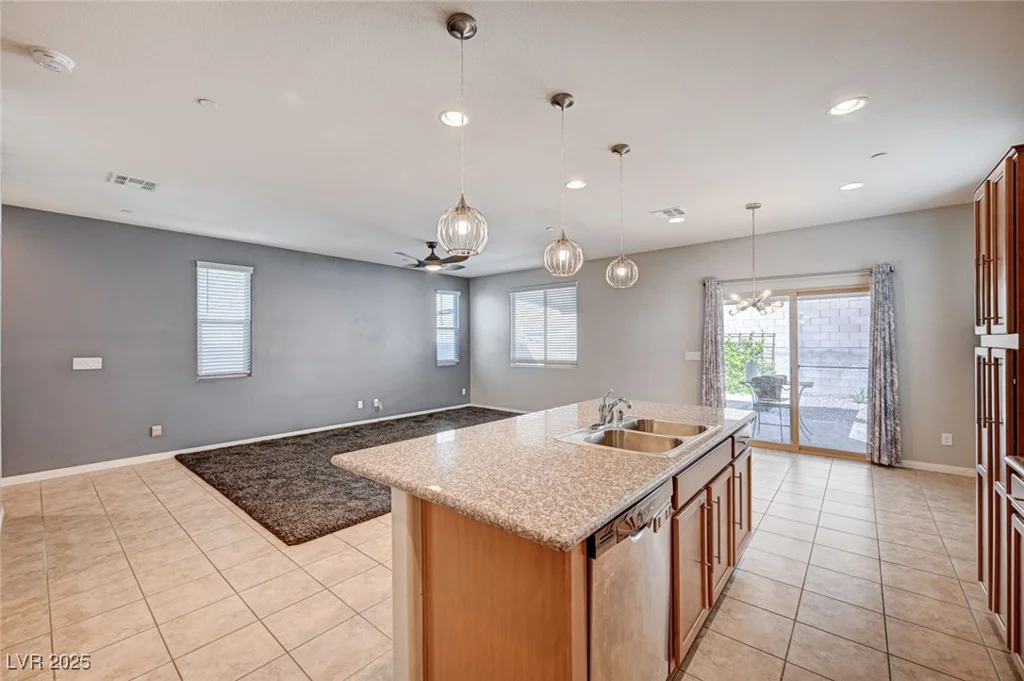 363 Cadence Vista, Henderson, NV 89011
