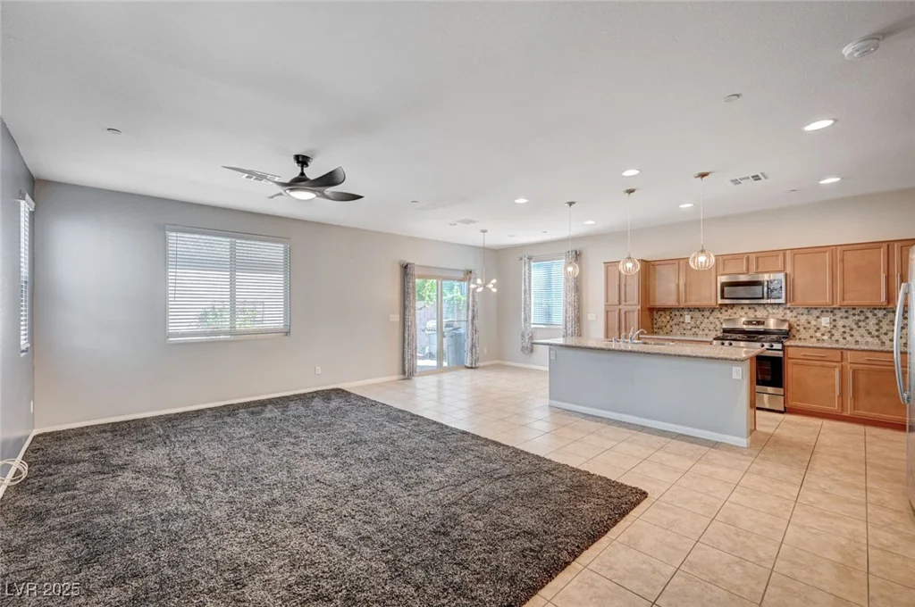 363 Cadence Vista, Henderson, NV 89011