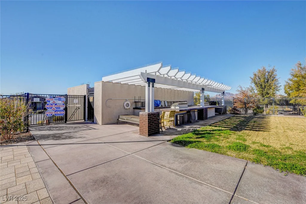 363 Cadence Vista, Henderson, NV 89011