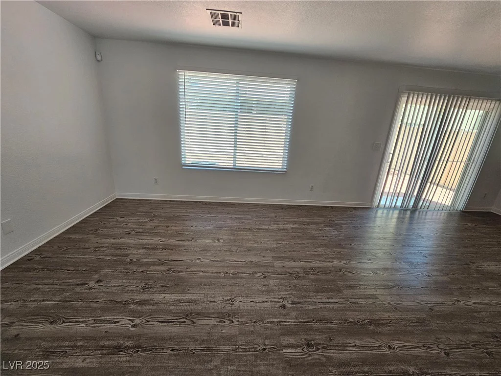 6824 Briarwood Bend, Las Vegas, NV 89130