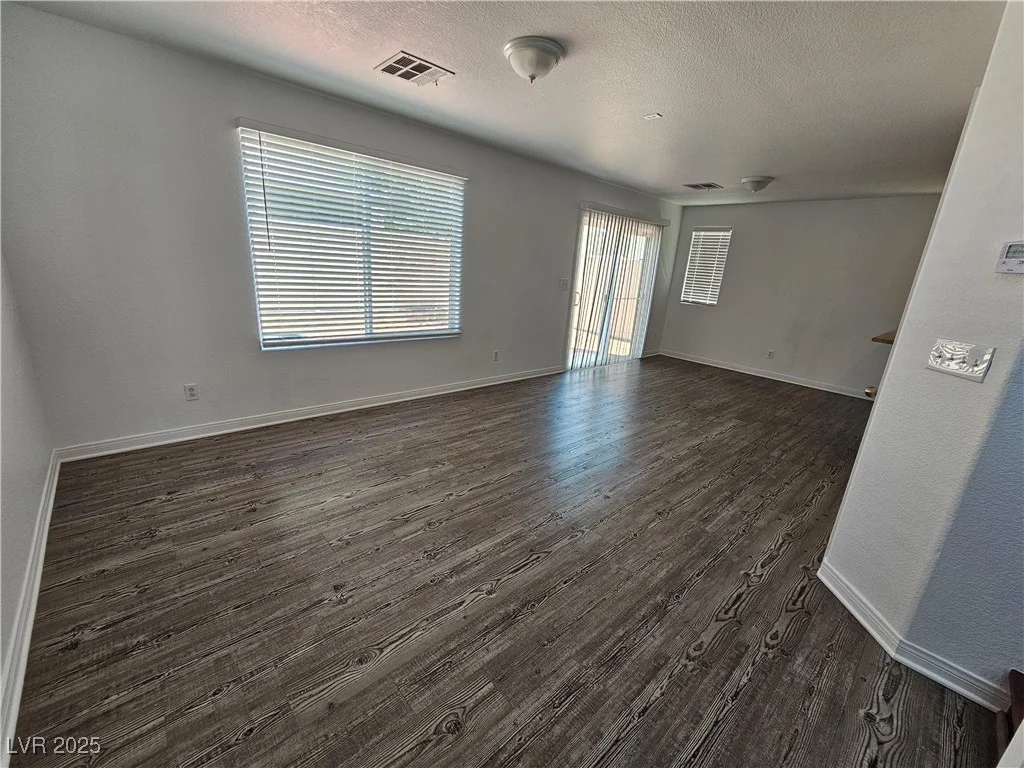 6824 Briarwood Bend, Las Vegas, NV 89130