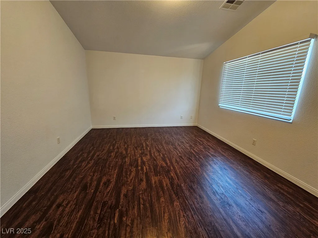 6824 Briarwood Bend, Las Vegas, NV 89130