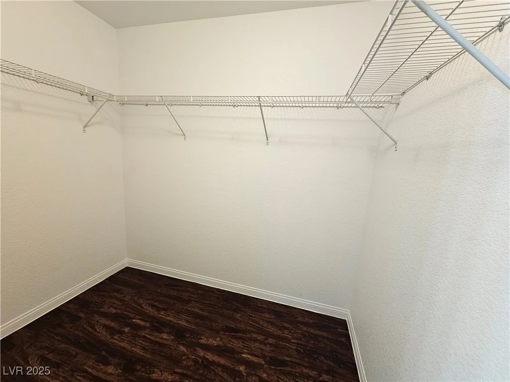 6824 Briarwood Bend, Las Vegas, NV 89130