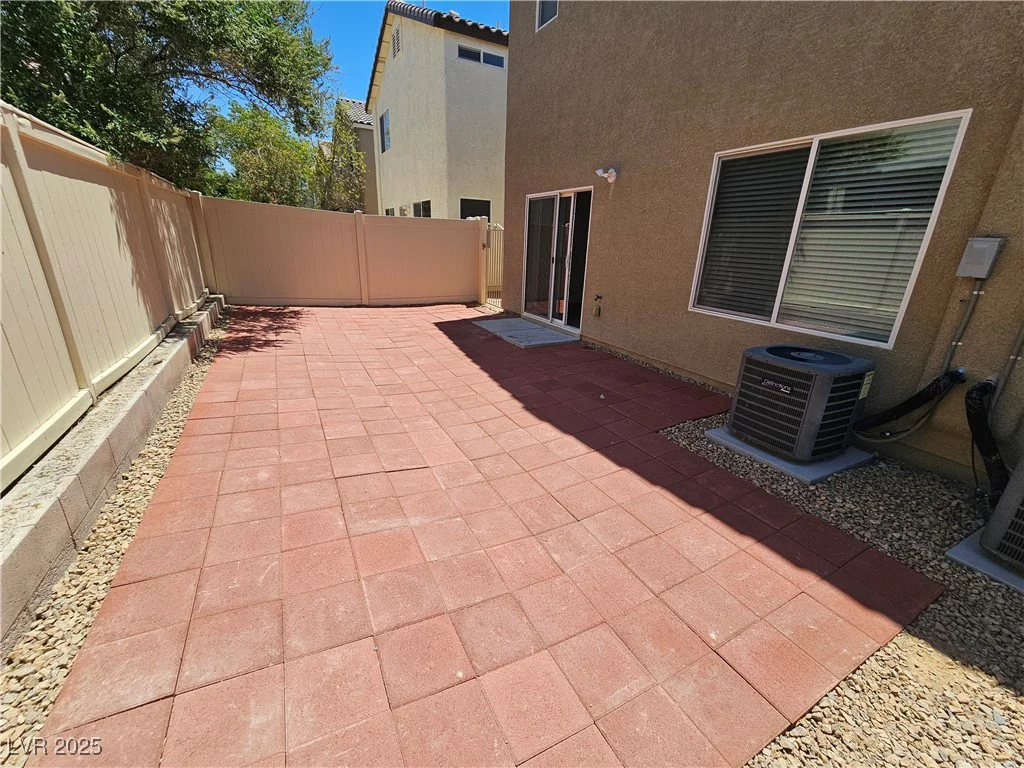 6824 Briarwood Bend, Las Vegas, NV 89130