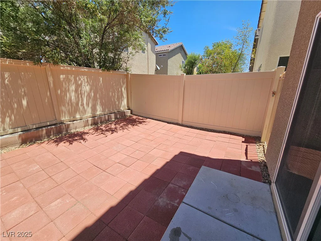 6824 Briarwood Bend, Las Vegas, NV 89130