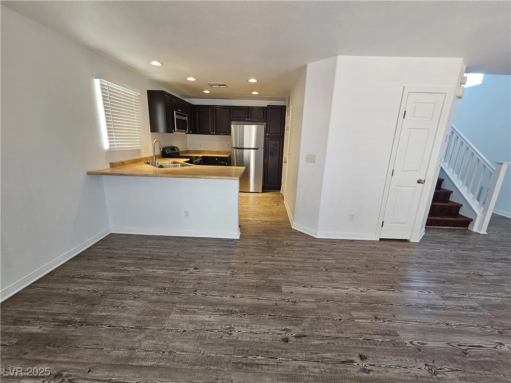 6824 Briarwood Bend, Las Vegas, NV 89130