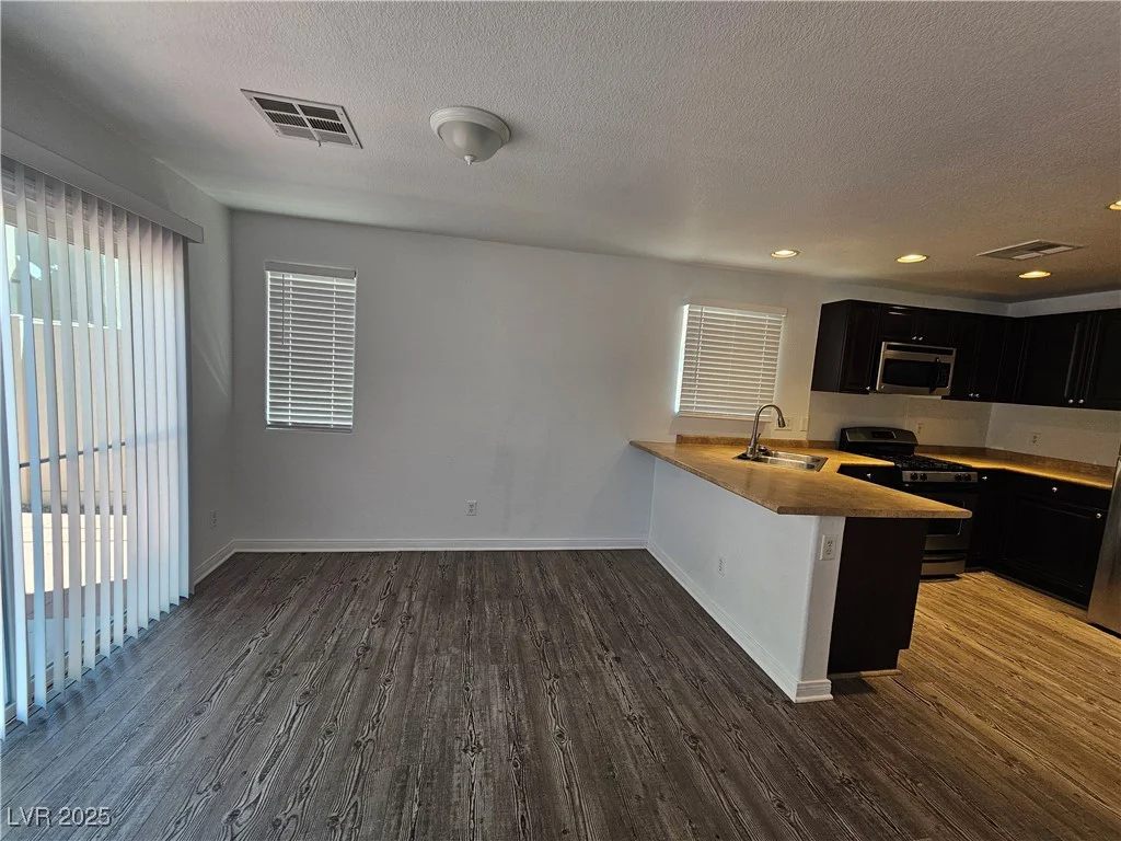 6824 Briarwood Bend, Las Vegas, NV 89130