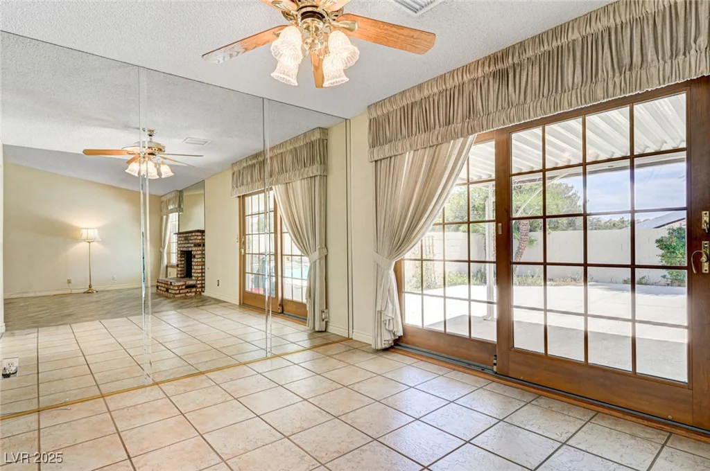 3063 Chapala, Las Vegas, NV 89120