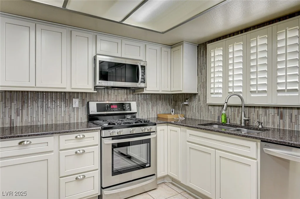 3063 Chapala, Las Vegas, NV 89120
